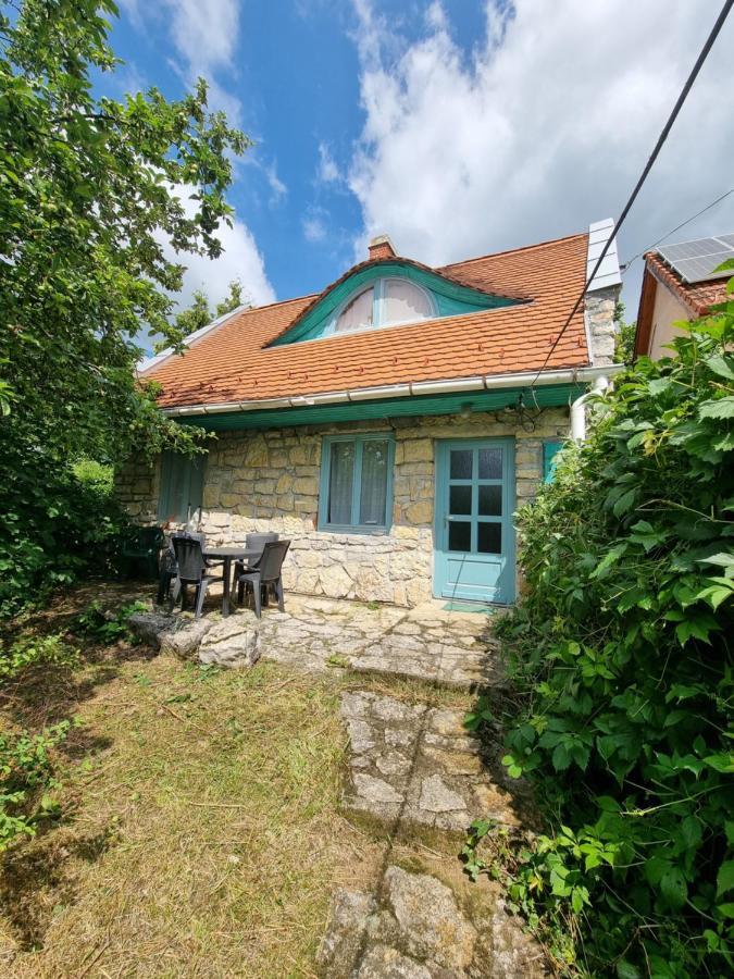Julia Vendeghaz Apartment Balatonfured Luaran gambar
