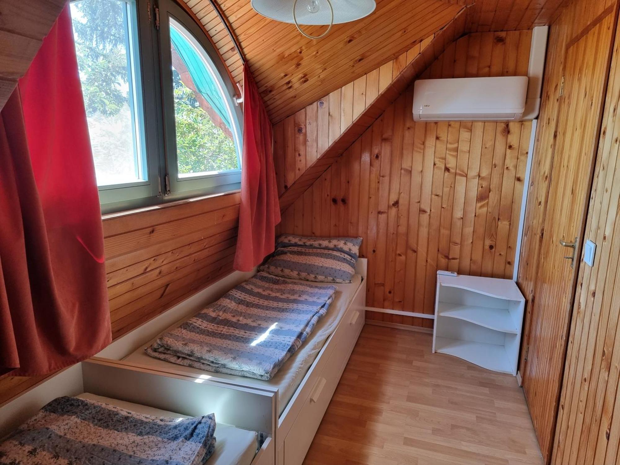 Julia Vendeghaz Apartment Balatonfured Luaran gambar